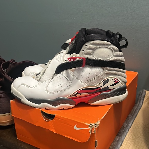 Jordan 8s - Picture 3 of 6